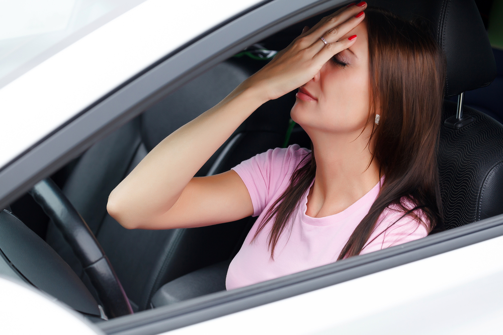 6 Car Smells Not to Ignore