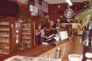 Modesti's Car Care Center First Interior image 2