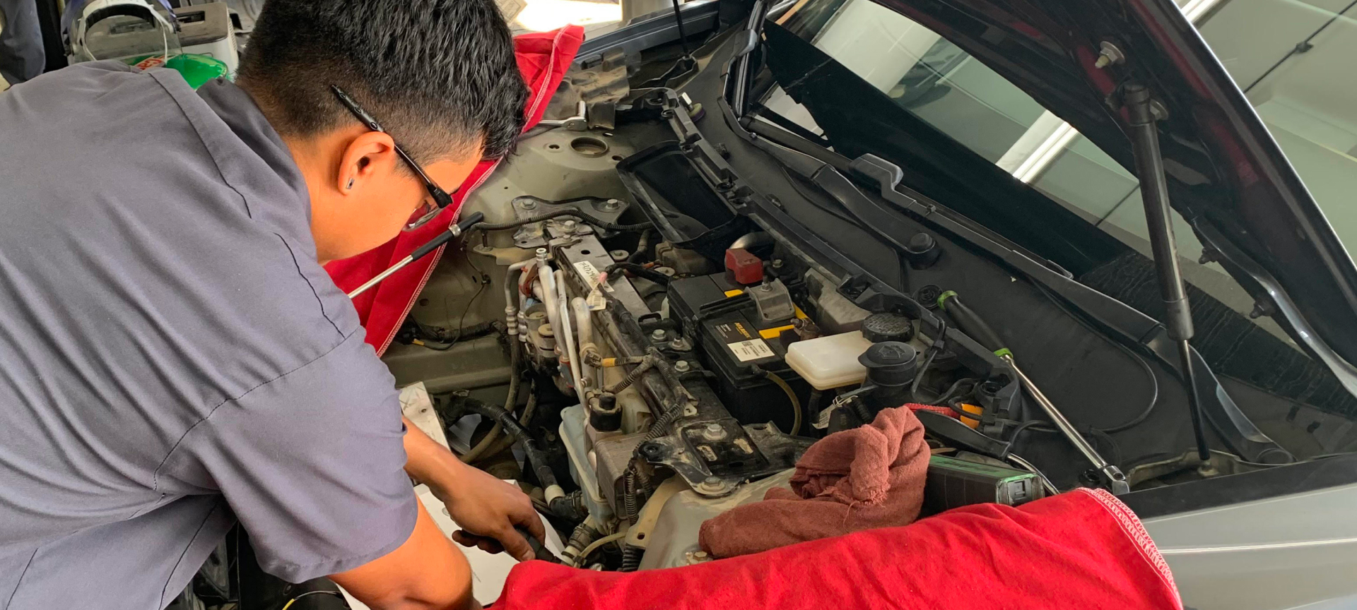 Modesti's Car Care Center Slideshow Image